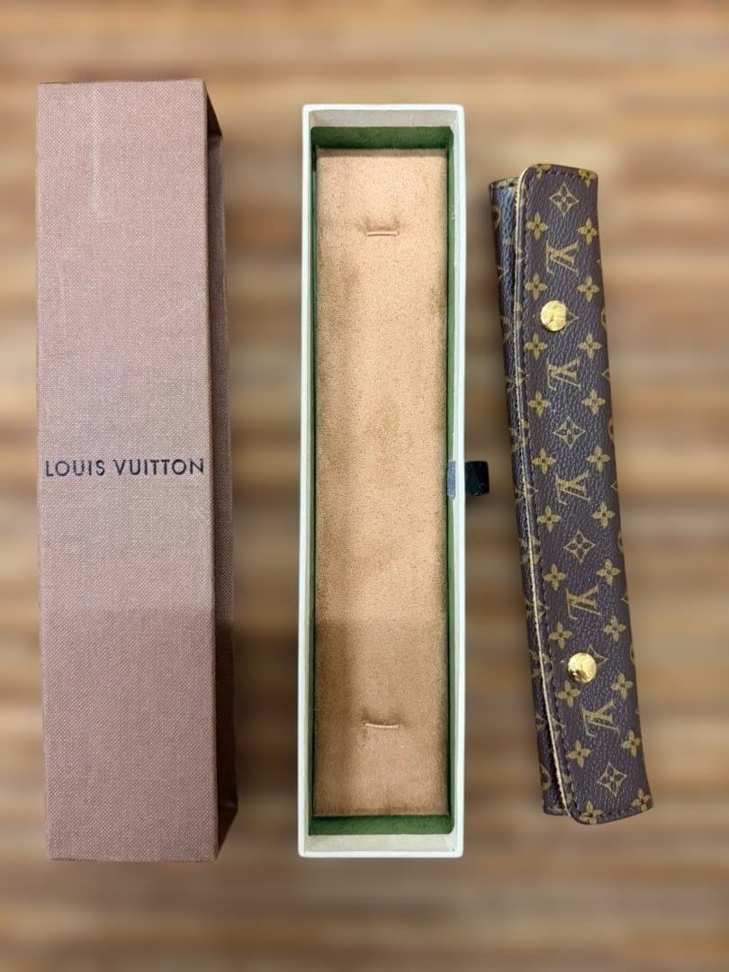 LOUIS VUITTON ギフトボックス アクセサリーケースのみ