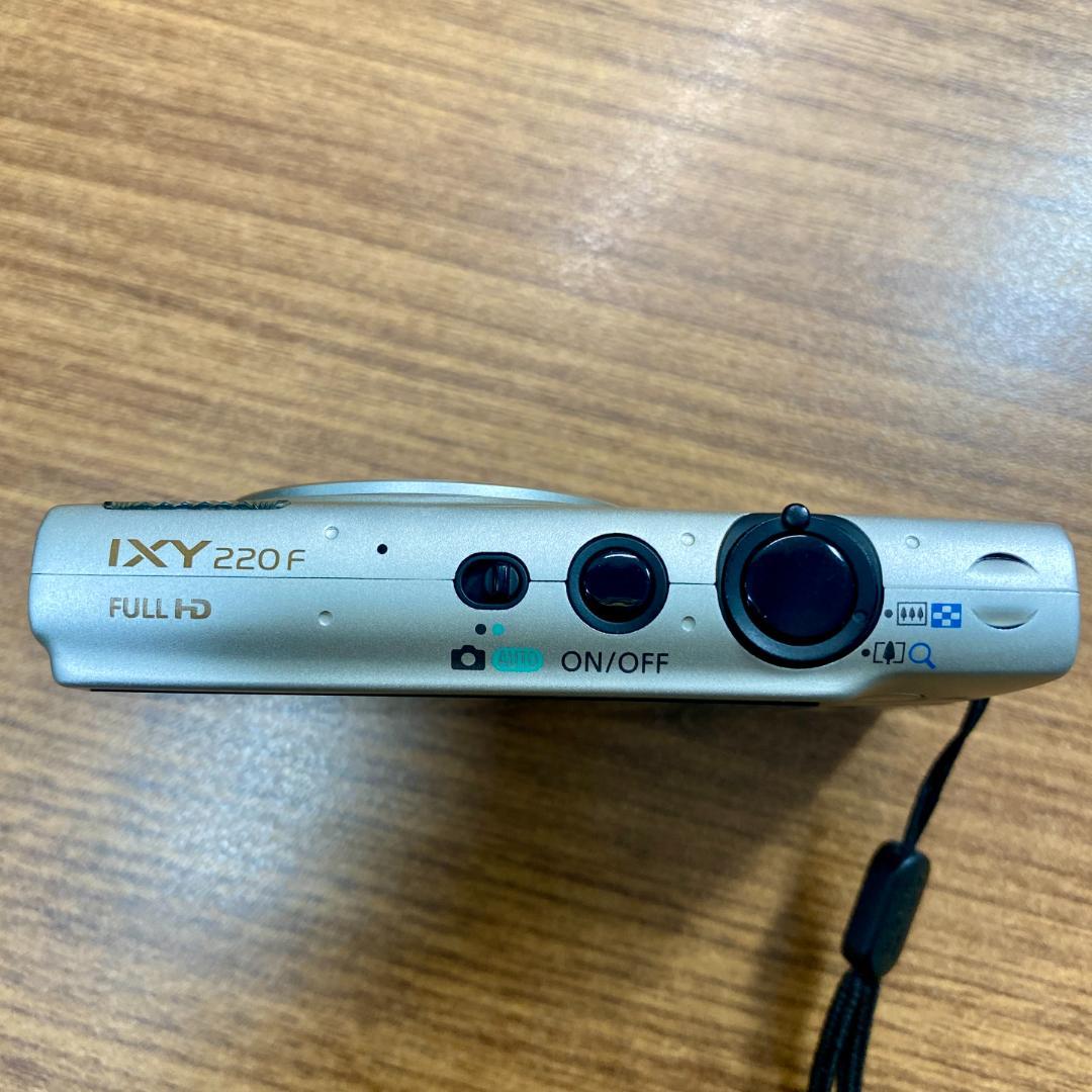 Canon IXY 220F コンパクトデジタルカメラ ジャンク 美品