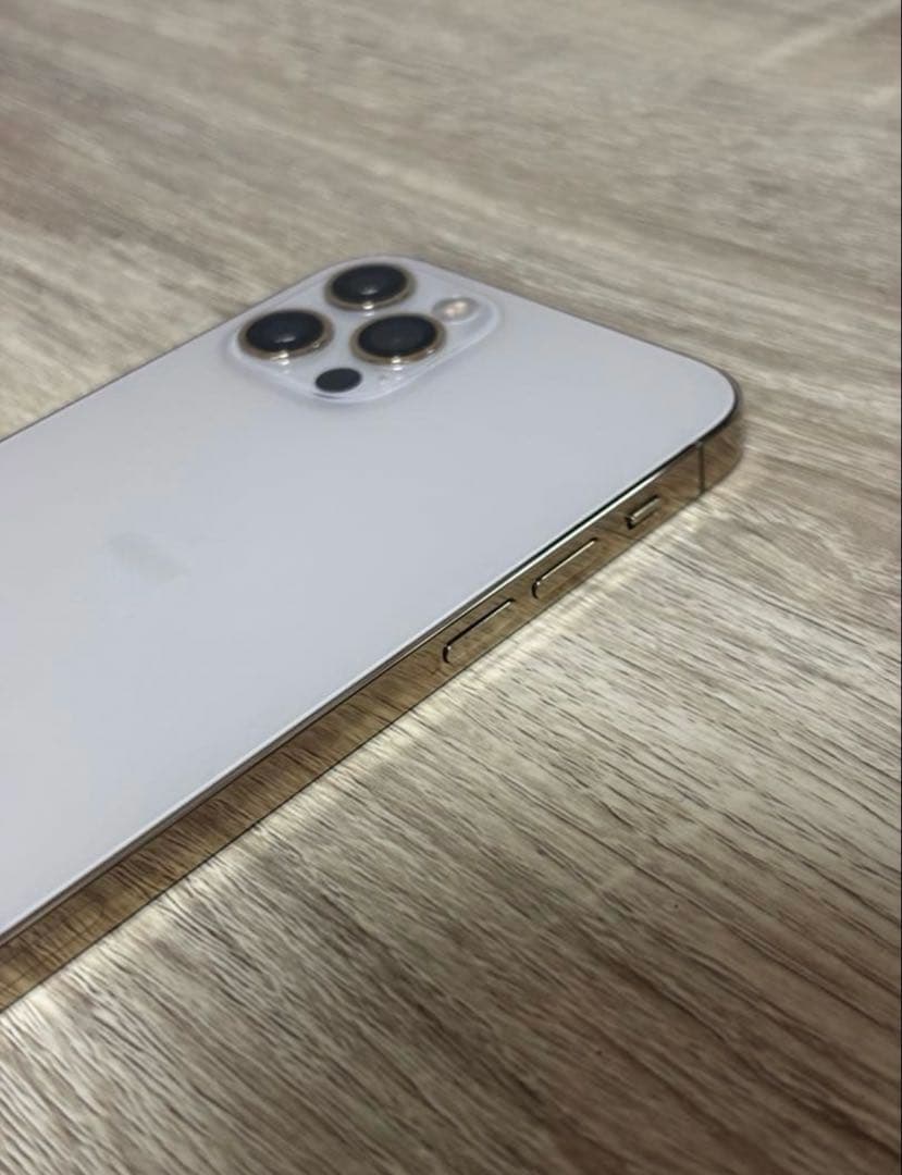 iPhone 12pro 256GB ゴールド　SIMロック解除済み