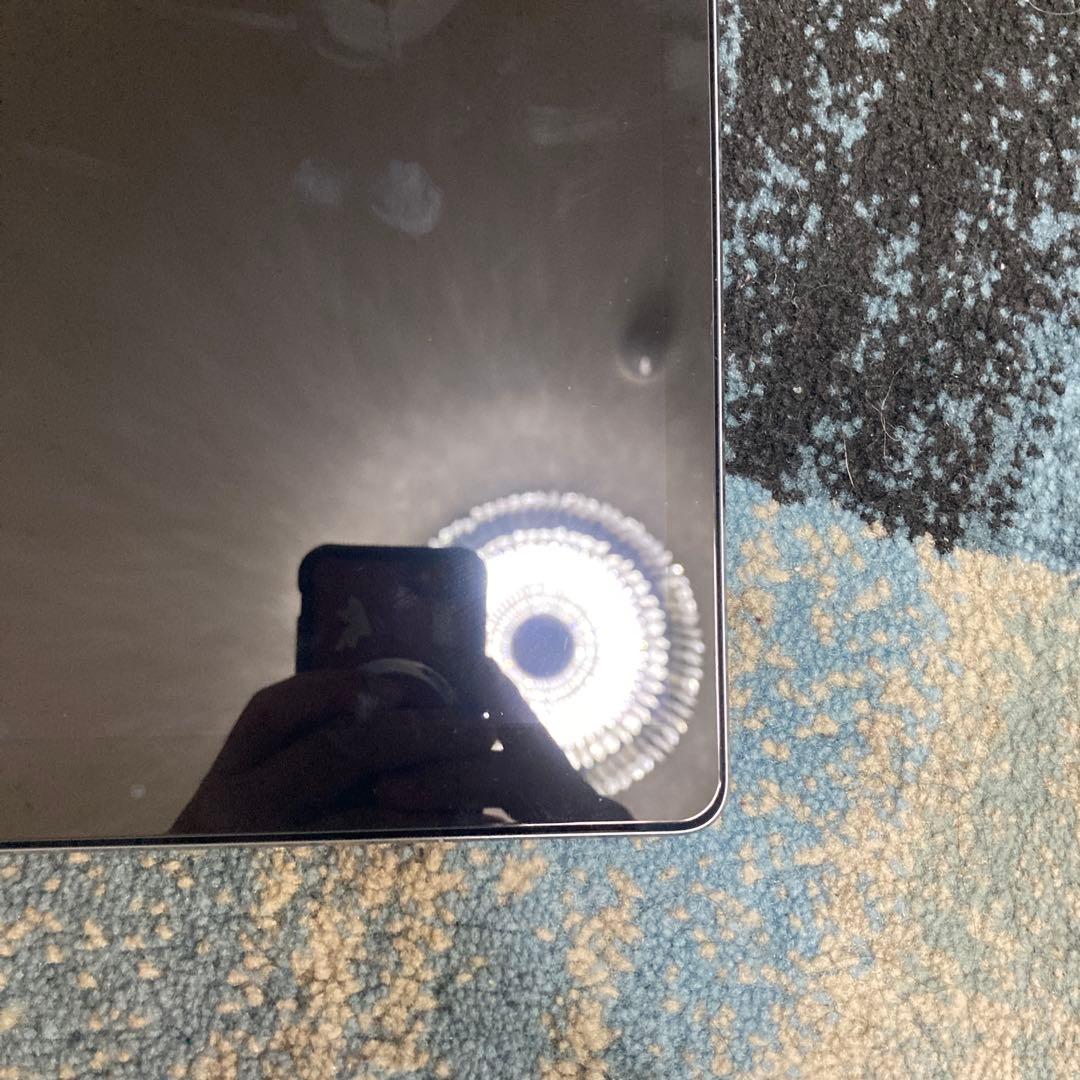 H*T様 Apple iPad Pro 第一世代シルバー