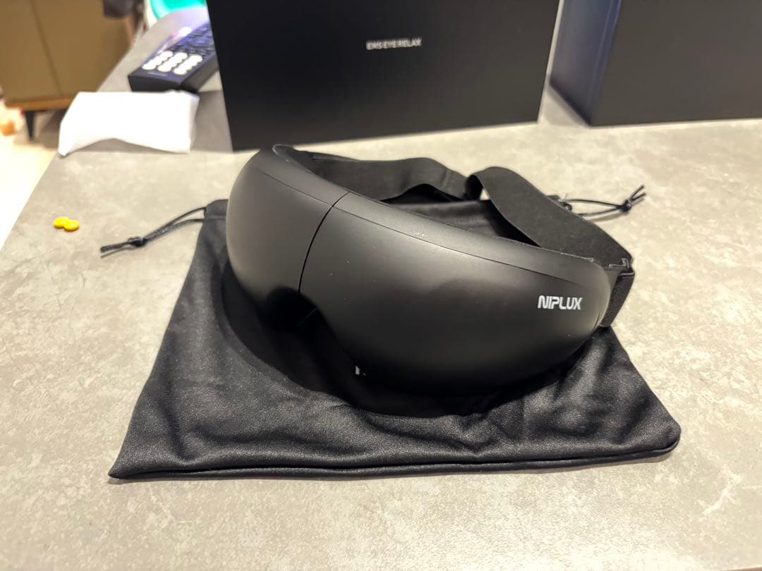 NIPLUX アイマッサージャー アイウォーマー　EMS機能付き