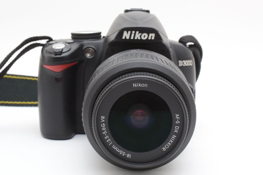 美品 D3000 18-55 3.5-5.6G シャッター1,513枚 H292