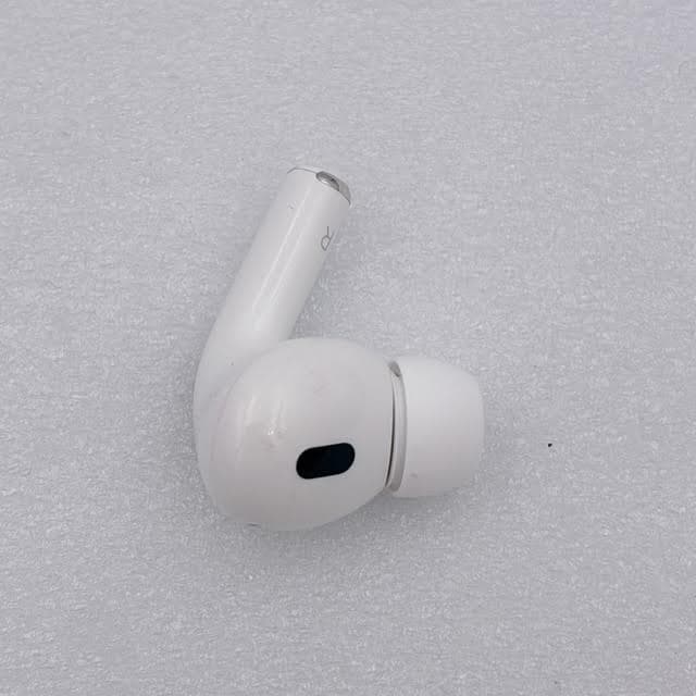 【美品】Apple AirPods Pro 第2世代 右耳のみ A3047