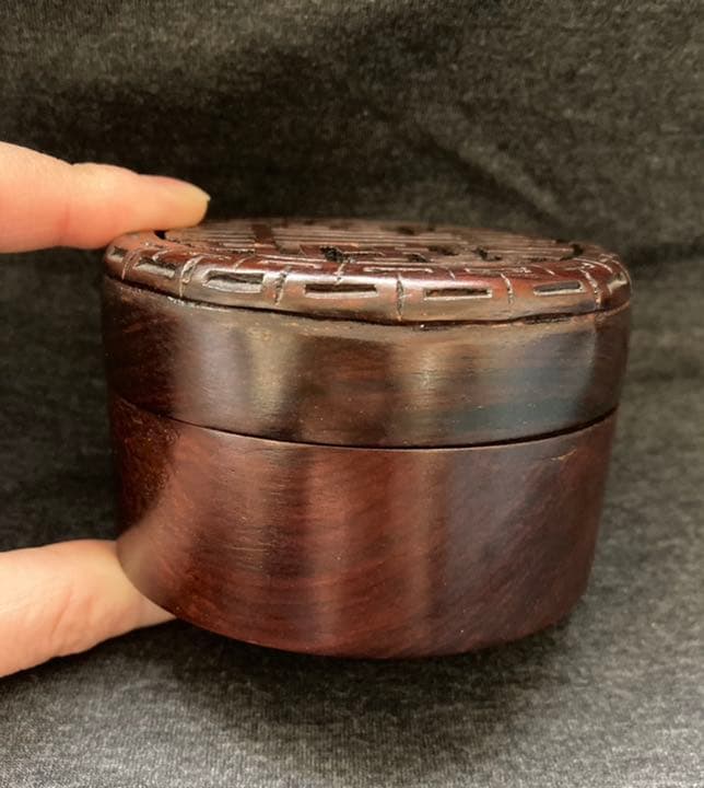 唐木 紫檀 蓋付入れ物　飾り
