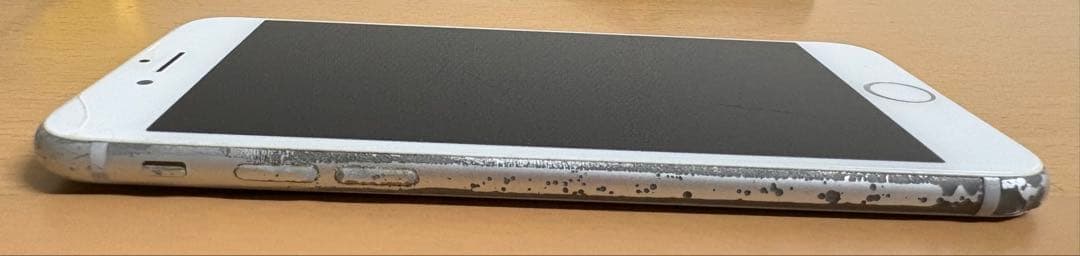 Apple iPhone 8 シルバー 本体
