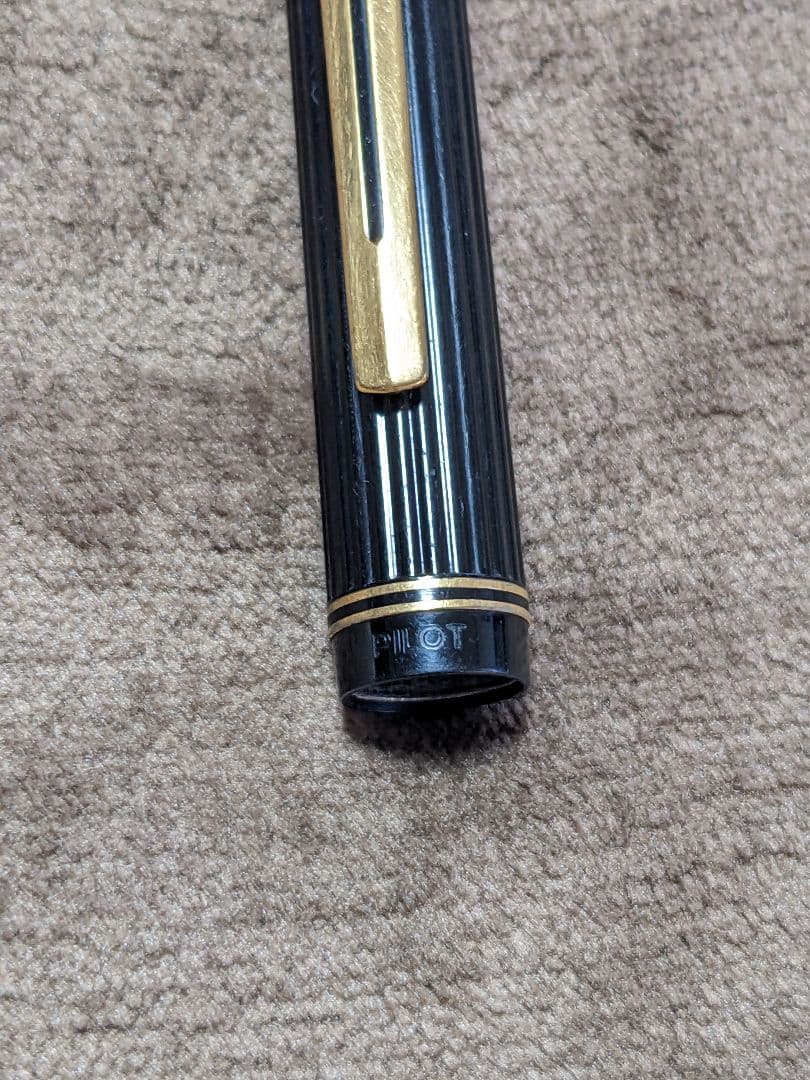 Pilot 万年筆 黒 K14