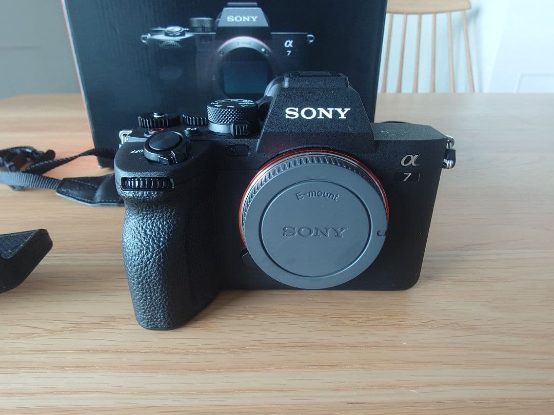 SONY α7 IV ミラーレス一眼カメラ 本体　中古美品