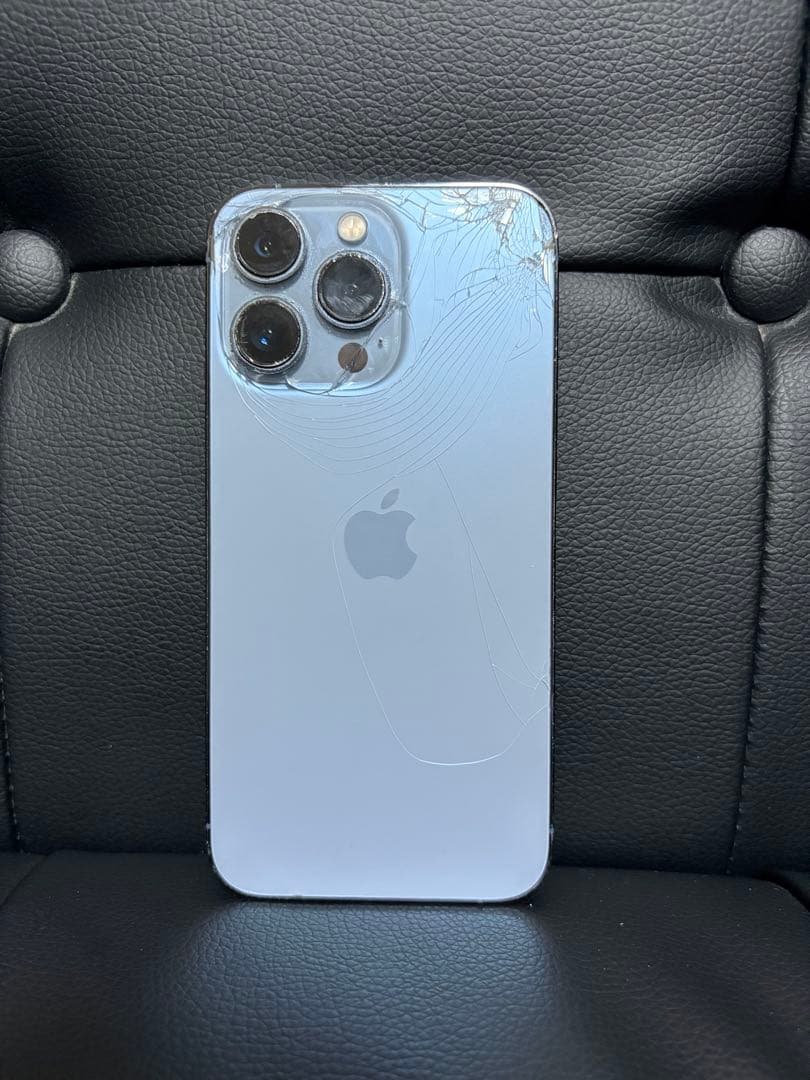 Apple iPhone 13 Pro シエラブルー