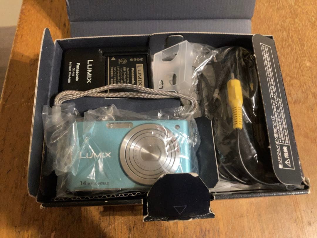 LUMIX FX66 コンパクトデジタルカメラ