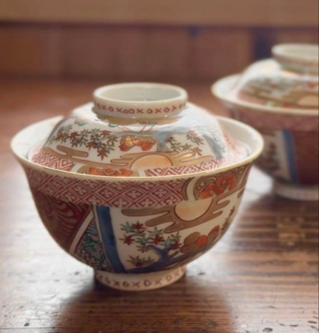 骨董皿　伊万里焼 金彩色絵上手　蓋付き茶碗2客 花鳥文 蓋碗　蓋物