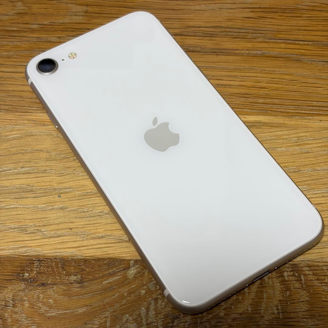 バッテリー新品　iPhoneSE第3世代64GB SIMフリー　美品