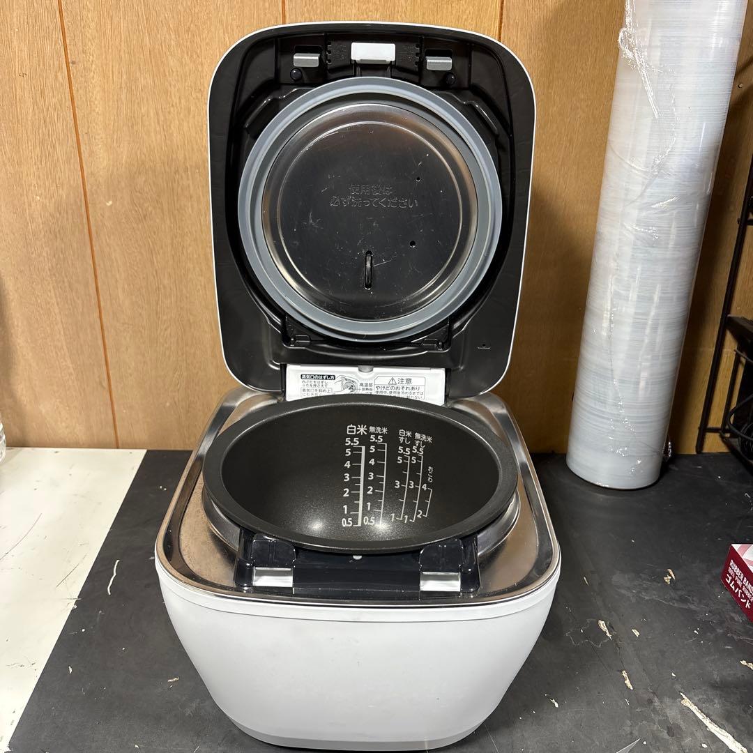 TOSHIBA RC-10ZWV 炊飯器 ホワイト 2023年　ジャンク