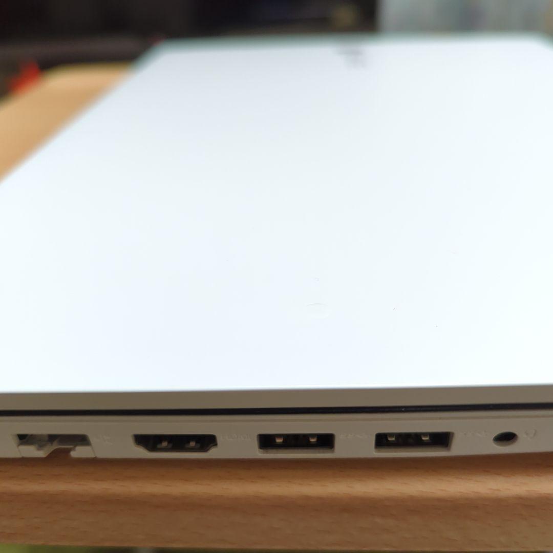 NEC LAVIE ホワイトノートPC
