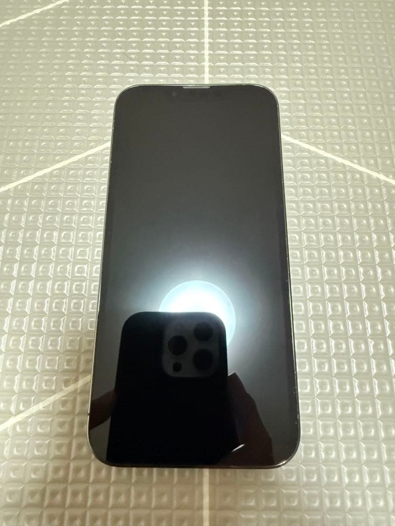 美品　iPhone13Pro 512GB グラファイト