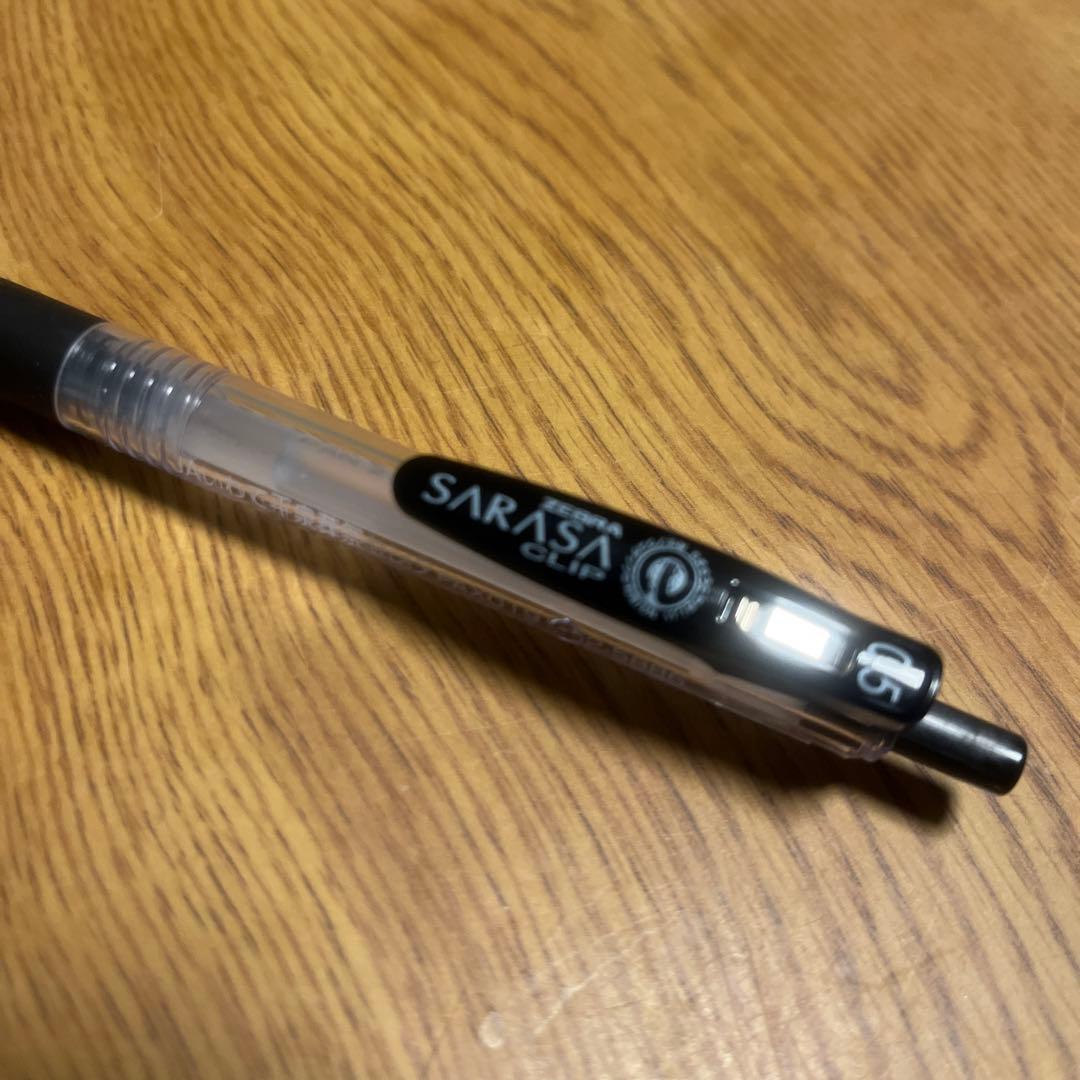 書きやすいペン