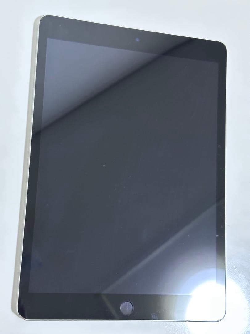 iPad 第9世代 64GB WiFi + セルラー