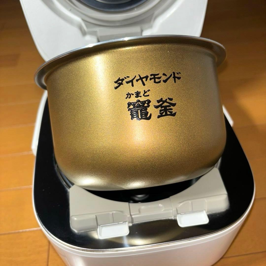 Panasonic 炊飯器 Wおどり炊き SR-JW058-W 2020年製
