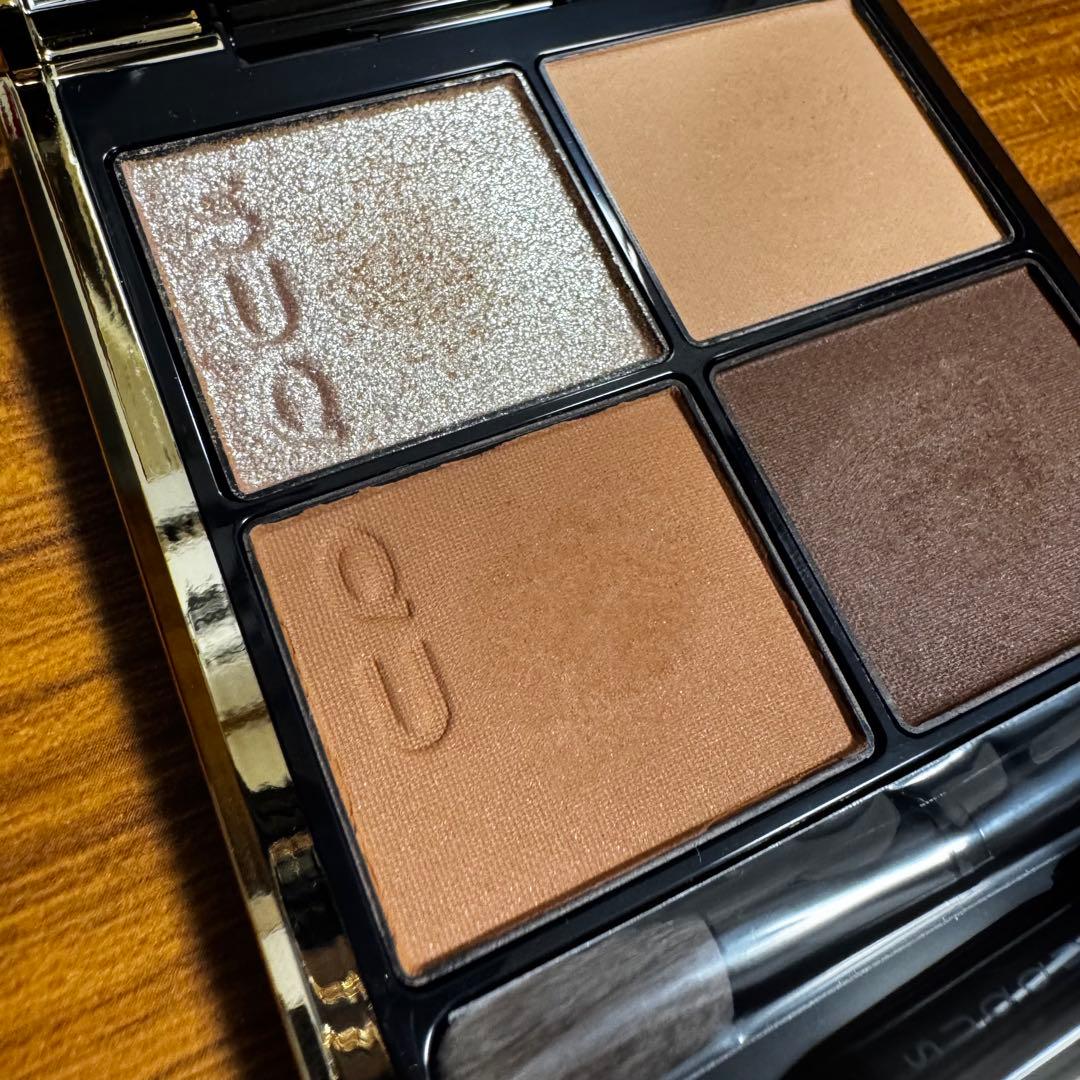 SUQQU スック シグニチャー カラー アイズ S01 霜落葉