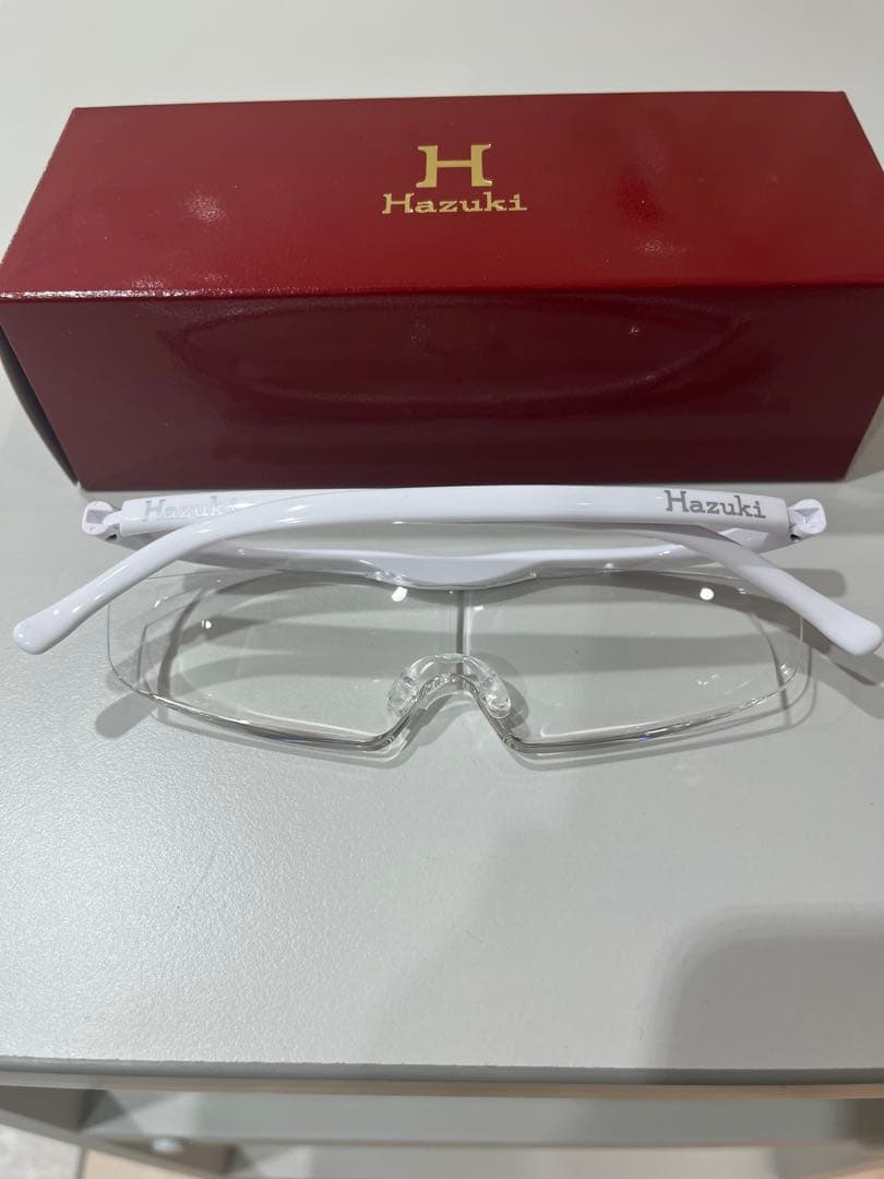 新品未使用⭐︎Hazukiハズキルーペラージ「白」1.6倍