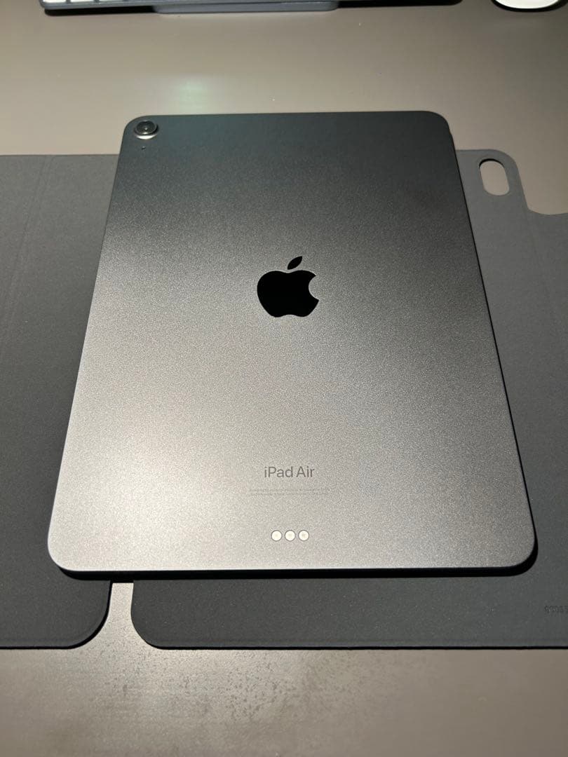 【極美品】iPad Air 第5世代 M1 64GB バッテリー95%ペンシル付