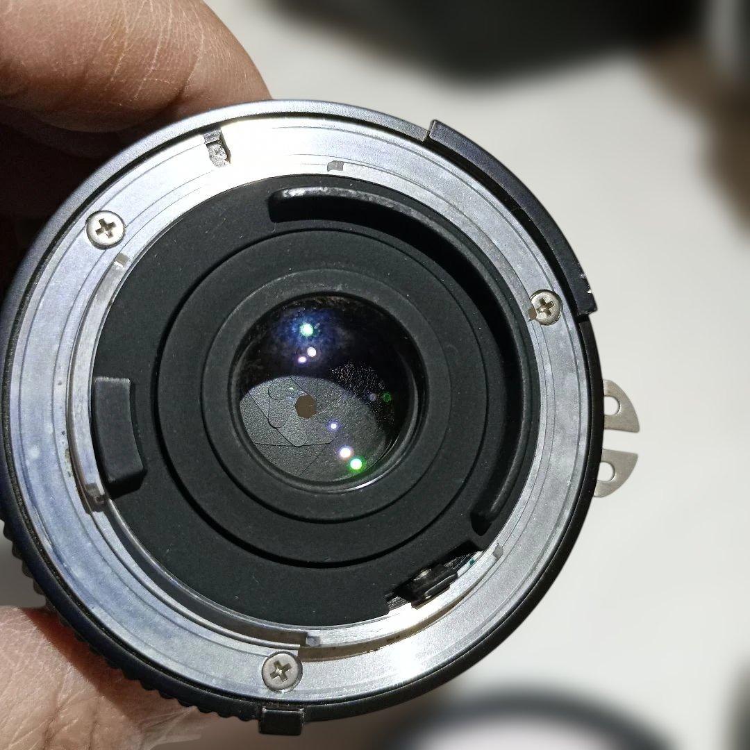 Nikon EM 一眼レフ zoom nikkor 50,28mm,75〜150