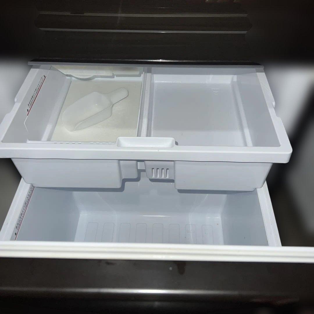 ⭐︎美品/MITSUBISHI/ブラウン/ 272L/3ドア/大型冷蔵庫