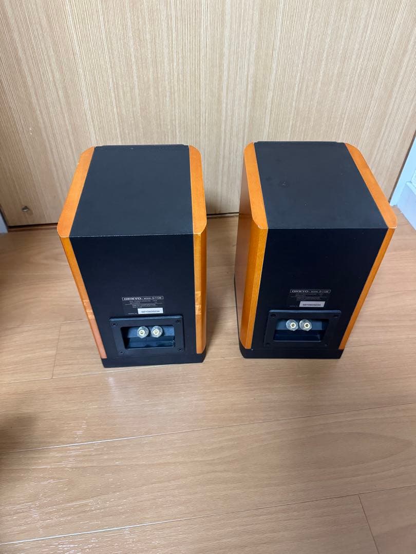 ONKYO オンキョウ　スピーカー　ペア　D-112E スピーカーシステム