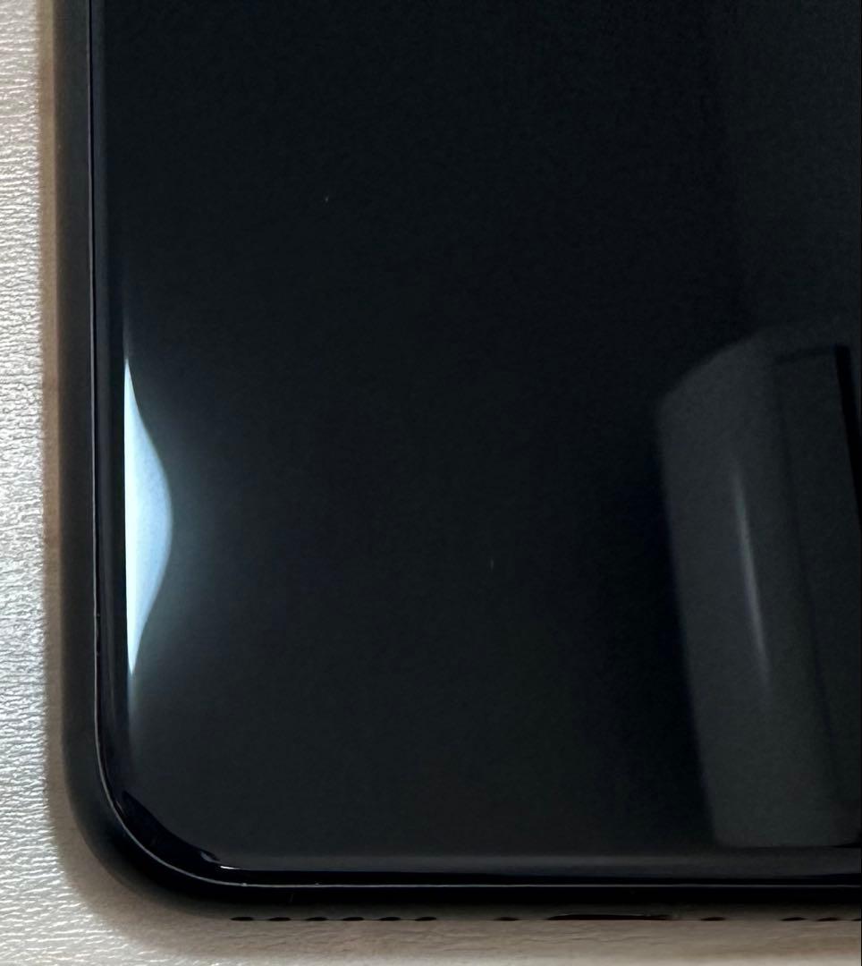iPhone SE 第三世代　64GB ミッドナイト　ブラック
