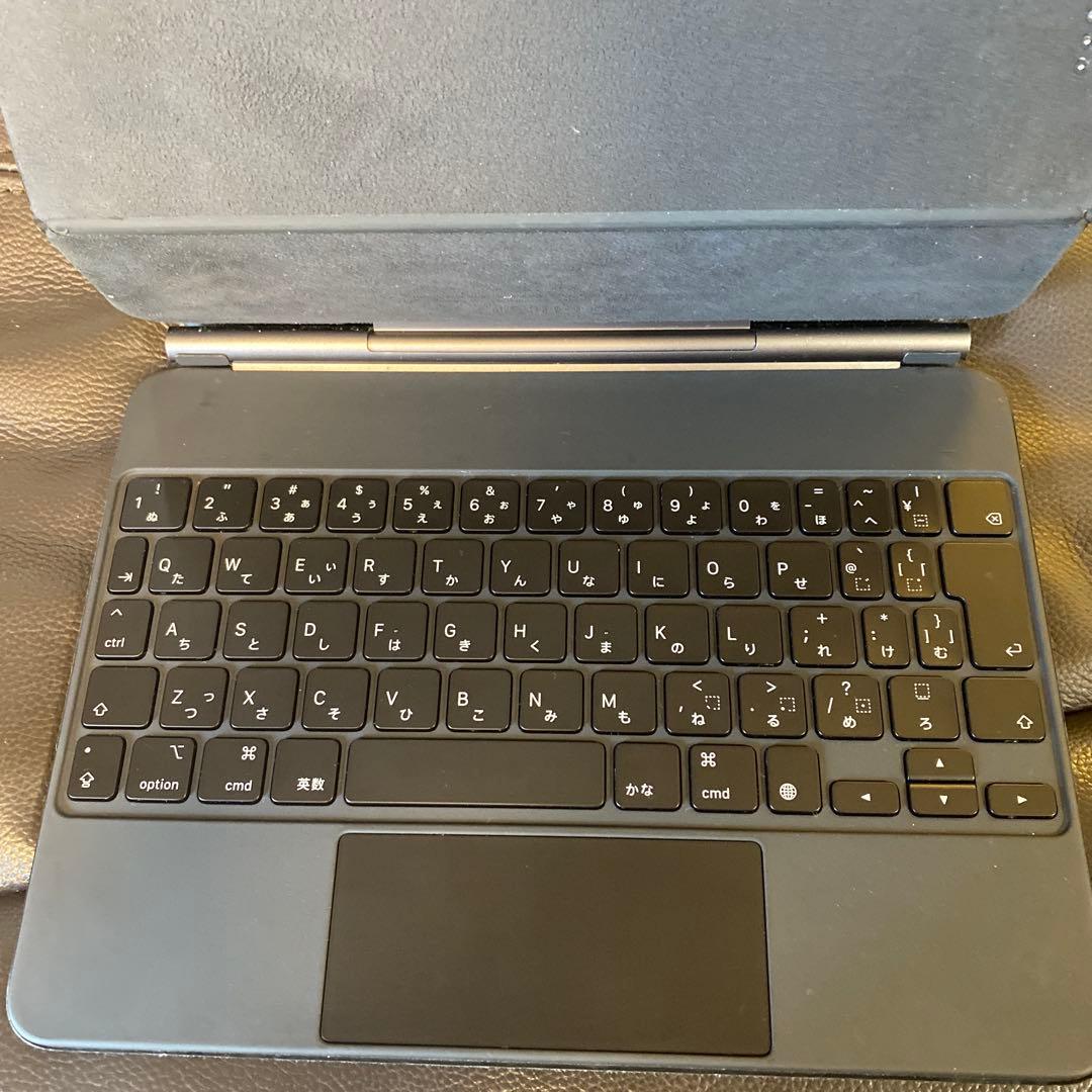 Apple純正 MagicKeyboard 11インチ A2261