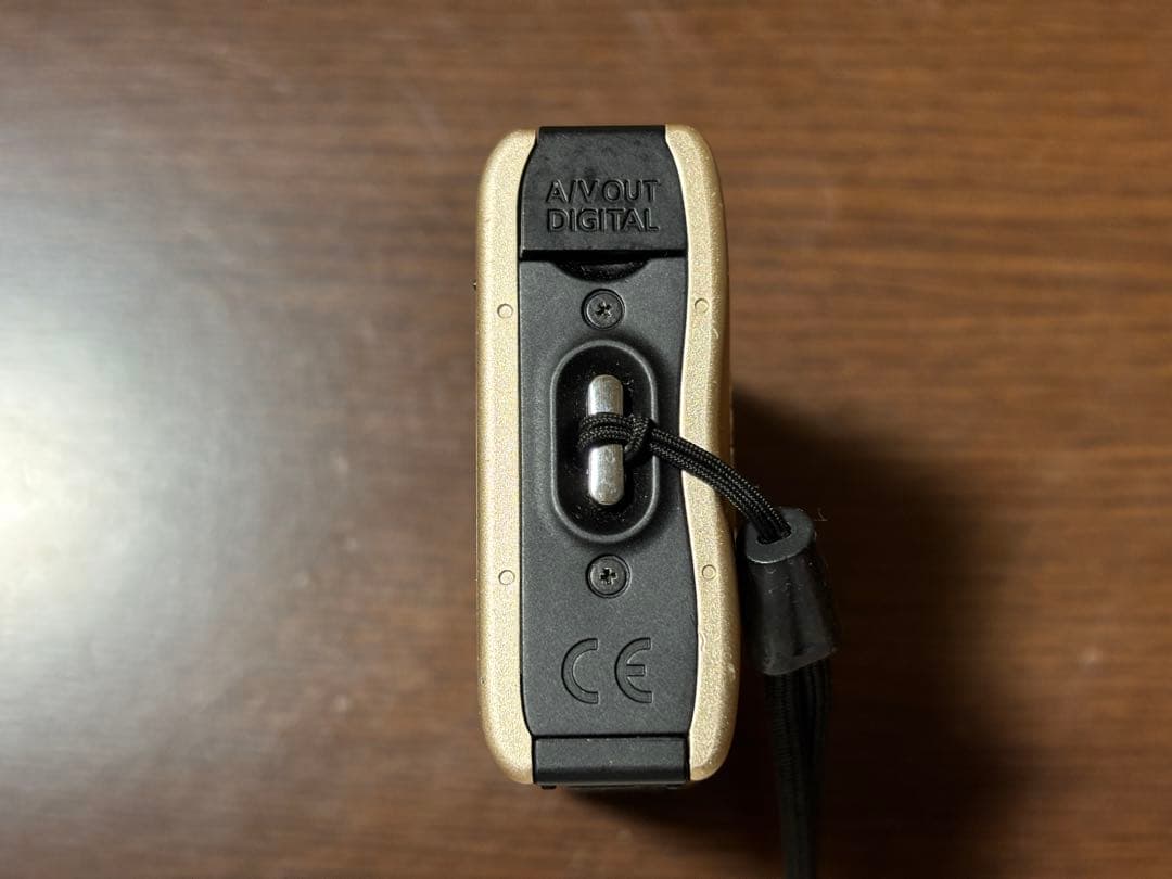 Canon IXY DIGITAL 20 IS 動作確認済み 傷、欠品あり