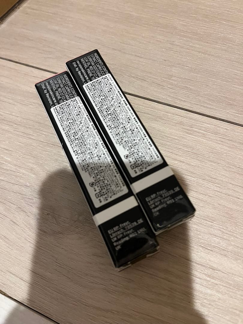 リビジョン ユースフルリップ ティント