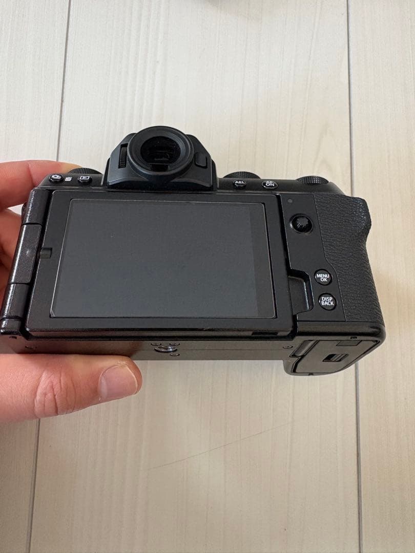 【超美品】Fujifilm X-S10 レンズ3本セット F1.4神レンズ付
