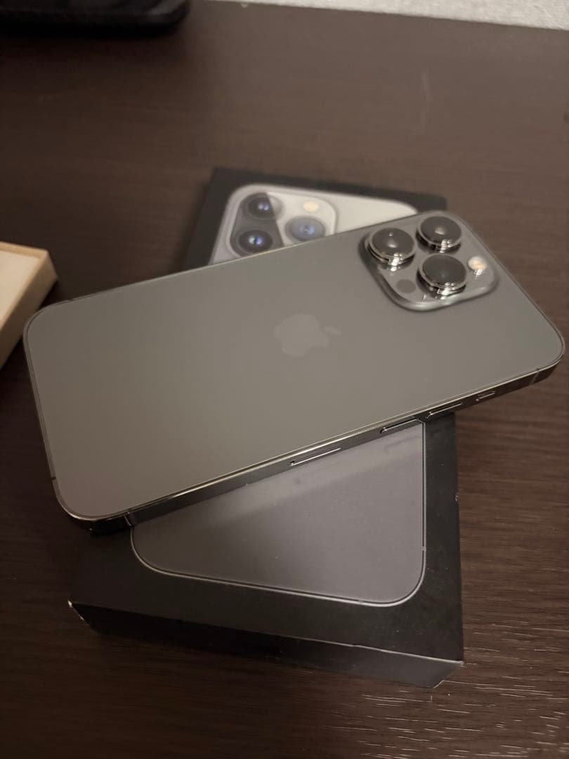 【新バッテリー】iPhone13pro 本体