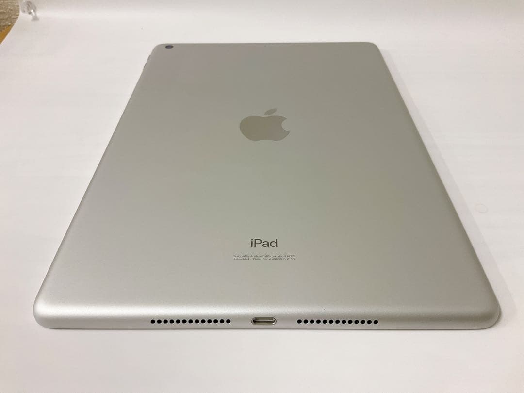 【美品・BT93％】iPad 第8世代 32GB Wifiモデル スペースグレイ