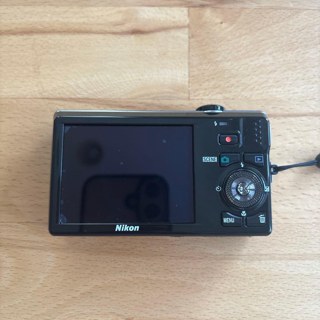 【完動品】Nikon COOLPIX S6000 コンデジ デジカメ 動作確認済