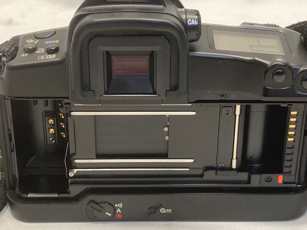 Canon キヤノン　EOS 3 一眼レフ　フィルムカメラ