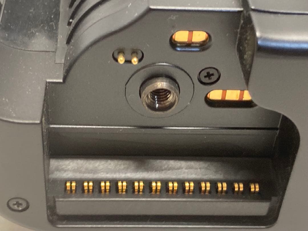 Canon キヤノン　EOS 3 一眼レフ　フィルムカメラ
