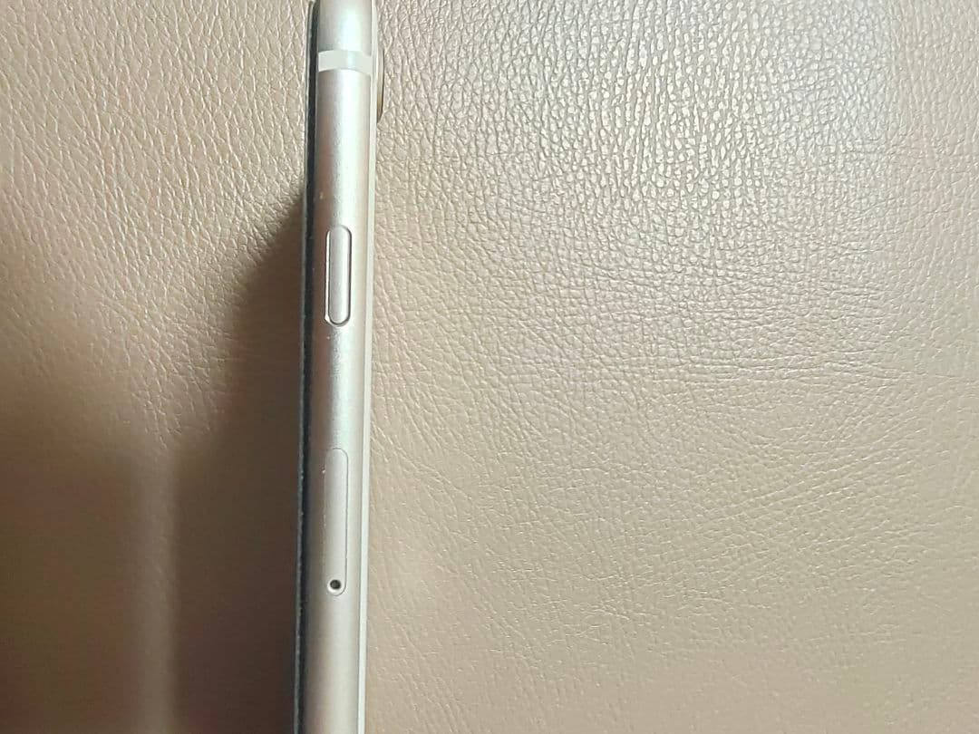 ま*様 Apple iPhone SE3 128GB シルバー
