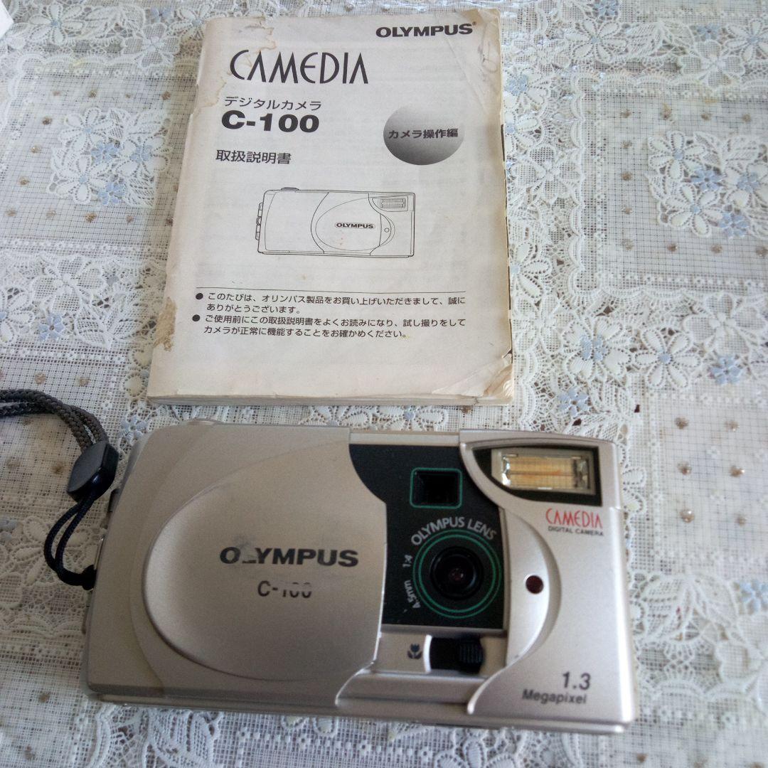何れも昔懐かしカメラです、使用感は充分ありますがまだまだ使える代物です、