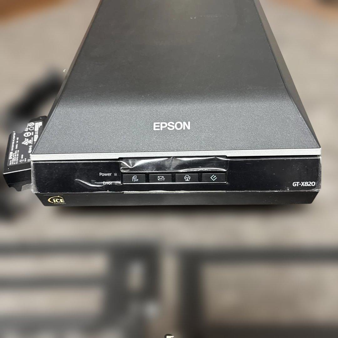 エプソン　GT-X820 フラットベッドスキャナー