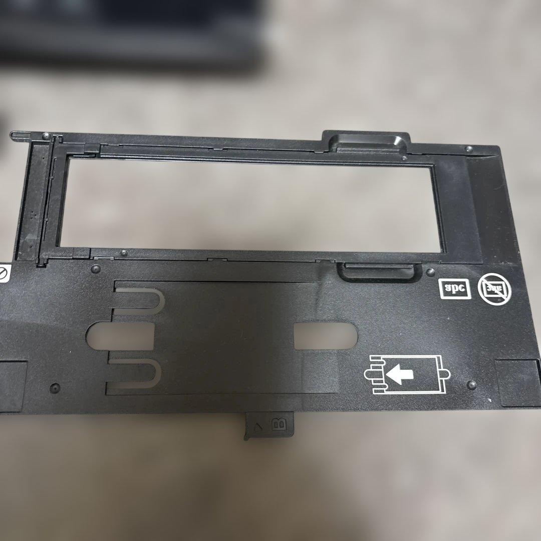 エプソン　GT-X820 フラットベッドスキャナー