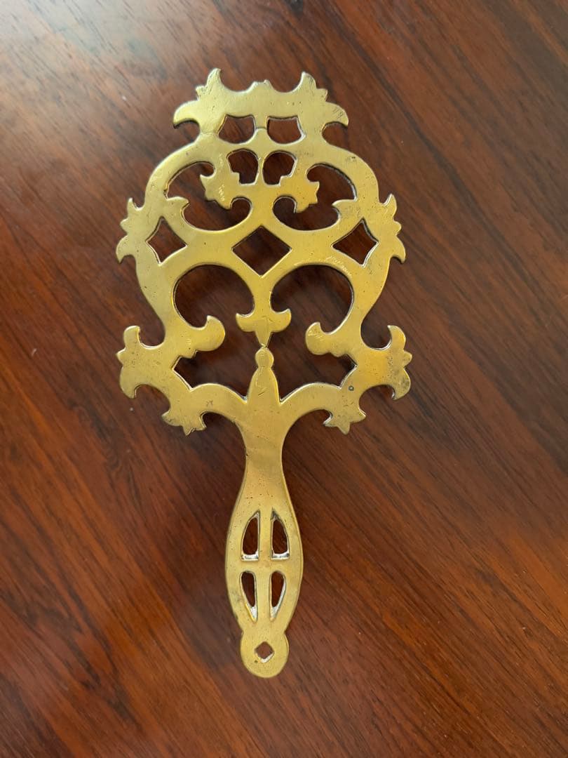 【アンティーク】Brass Plate Stand◆真鍮製の鍋敷き