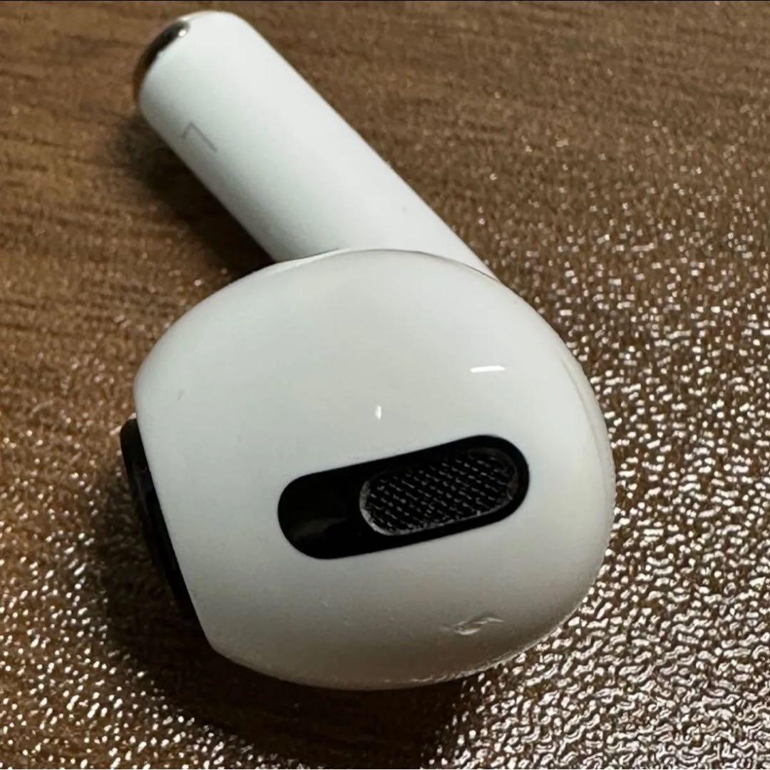Apple AirPods Pro 第1世代 ワイヤレスイヤホン　左　充電ケース