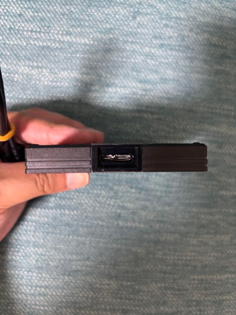BUFFALO外付けSSD 1TB USBケーブル付き