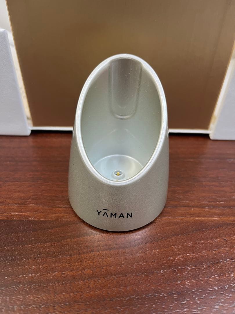早い者勝ち✨️YAMAN 美顔器 フォトプラスシャイニーネオYJFM18N