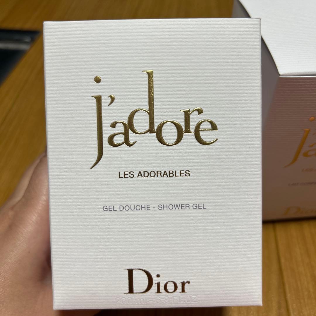 Dior j'adore シャワージェル & ボディミルク
