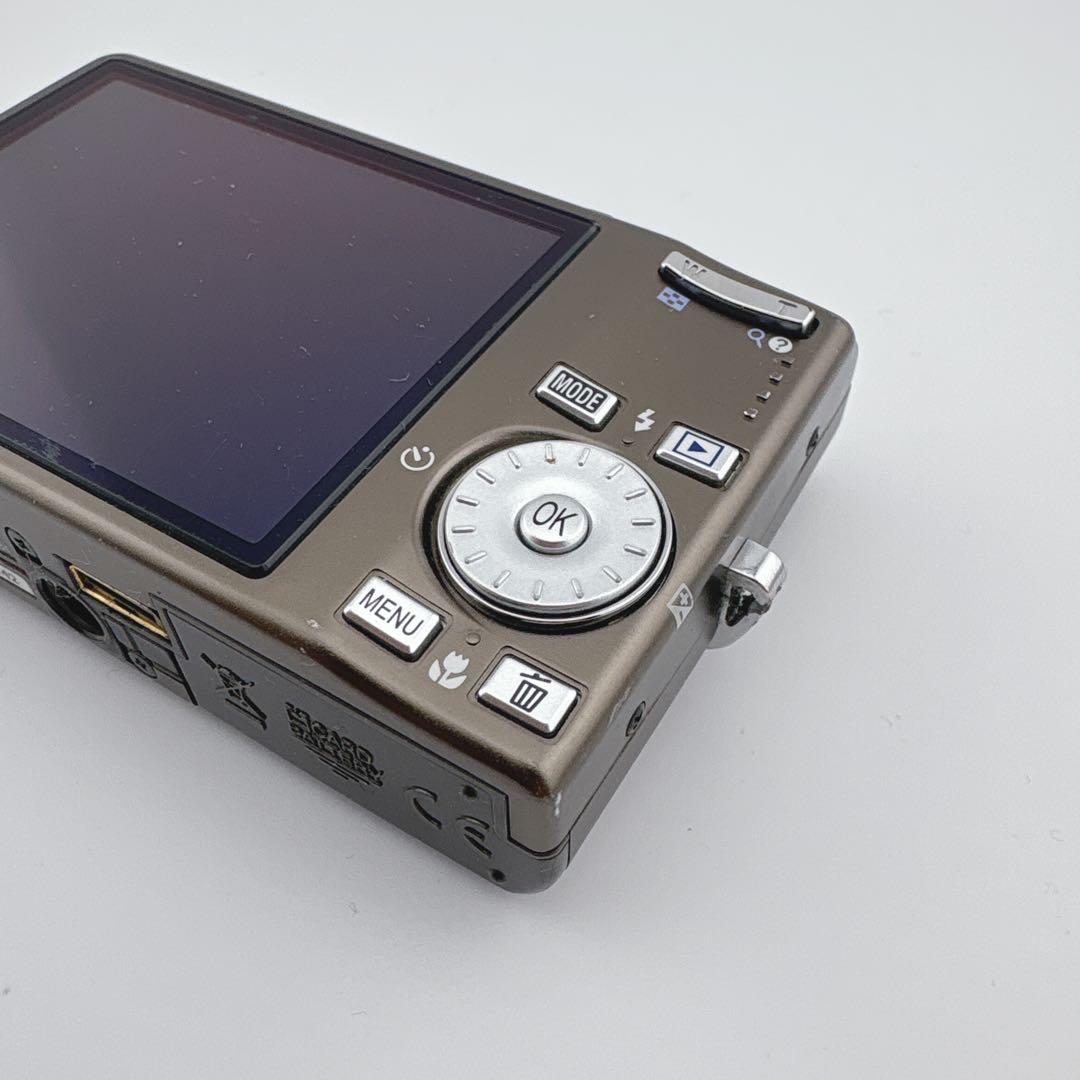 【美品】動作品 COOLPIX S700 純正バッテリー 箱付き デジカメ