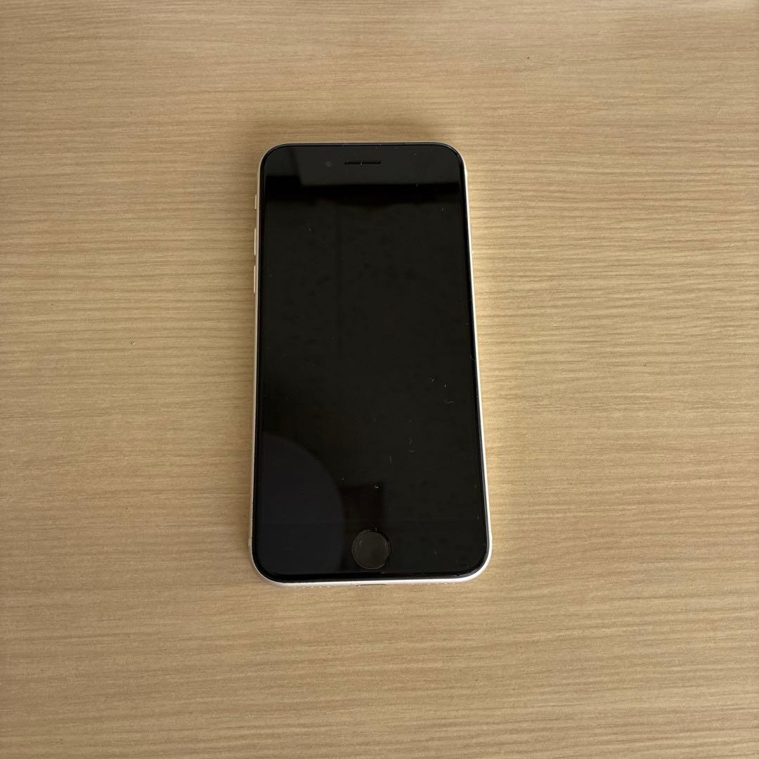 iPhone SE3 64GB ホワイト