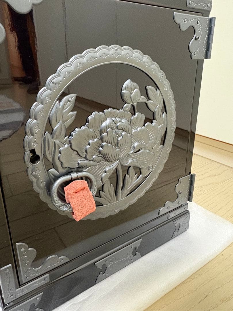新品未使用　仙台箪笥 牡丹金具 欅産業 船箪笥 小タンス 漆塗り　指紋無し