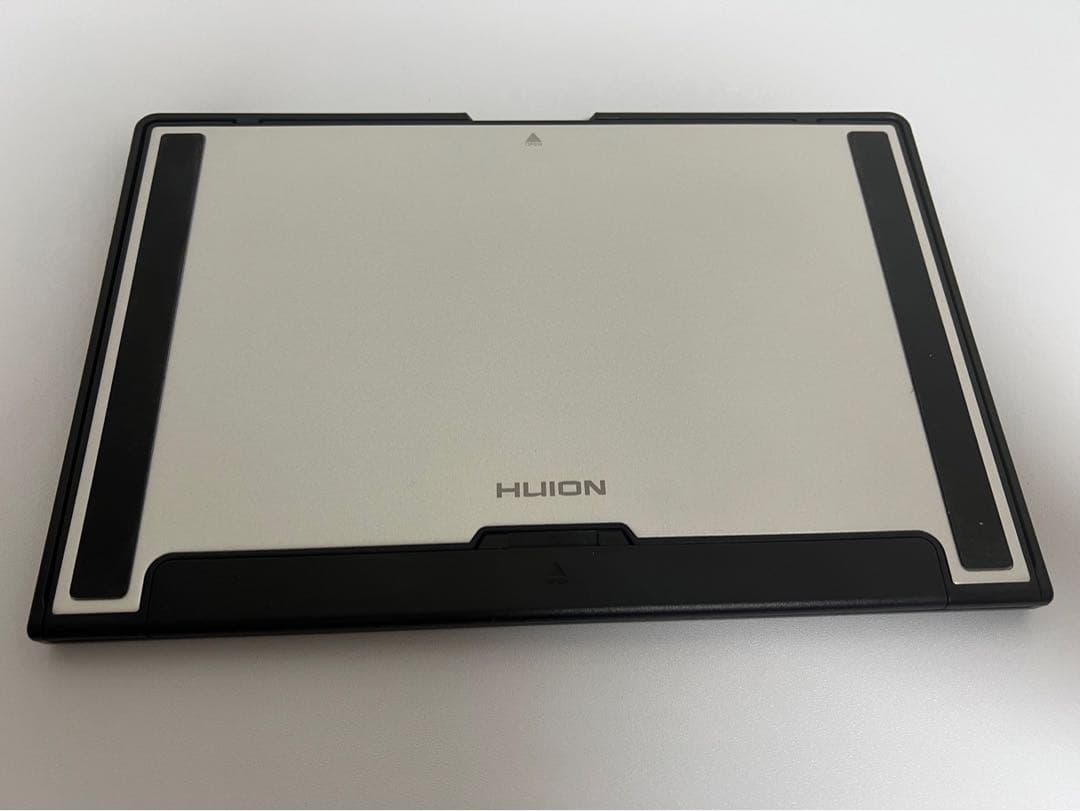 HUION KAMVAS 16 (2021) 15.6インチ 液タブ